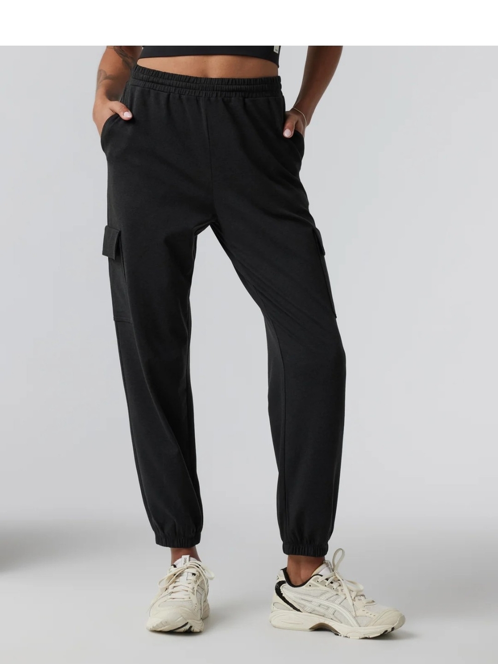 Vuori Boyfriend Cargo Sweatpants